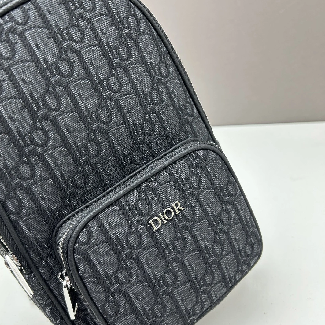 Versatile 2384 Christian Dior AAA Man Messenger Bags - Image 4