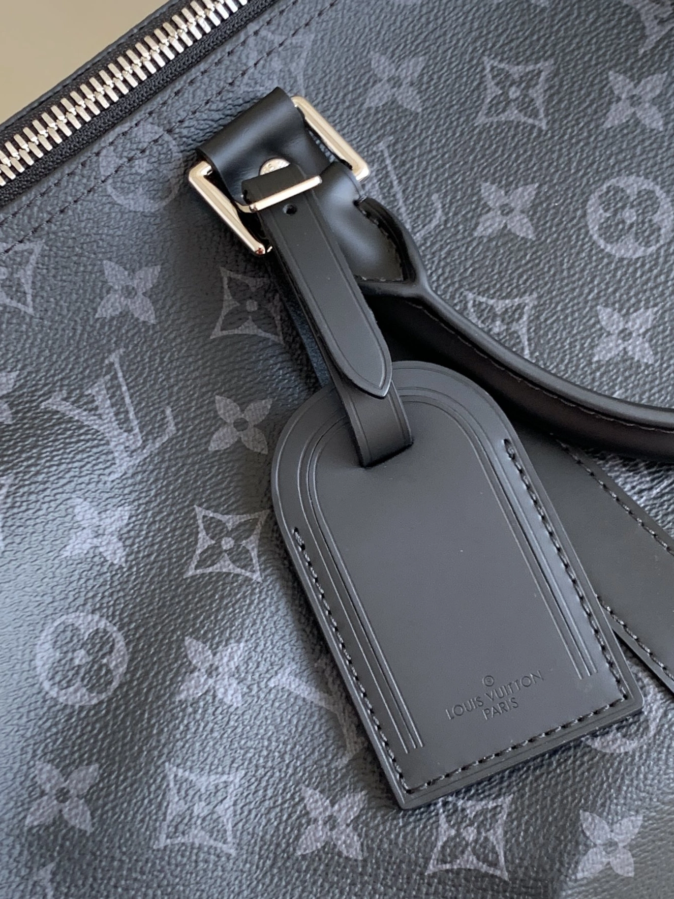 Versatile 4498 Louis Vuitton Travel Bags - Image 6