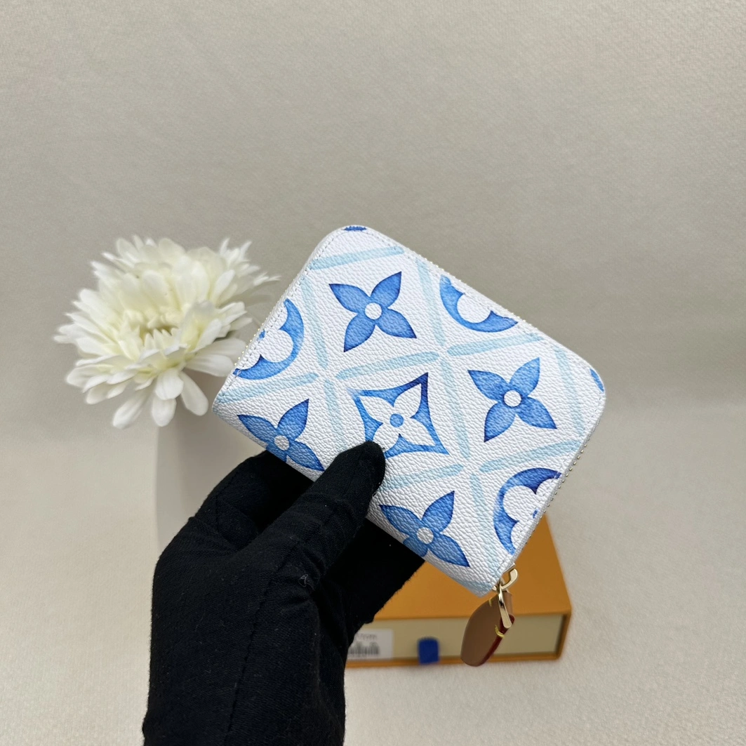 Versatile 5307 Louis Vuitton LV Wallets