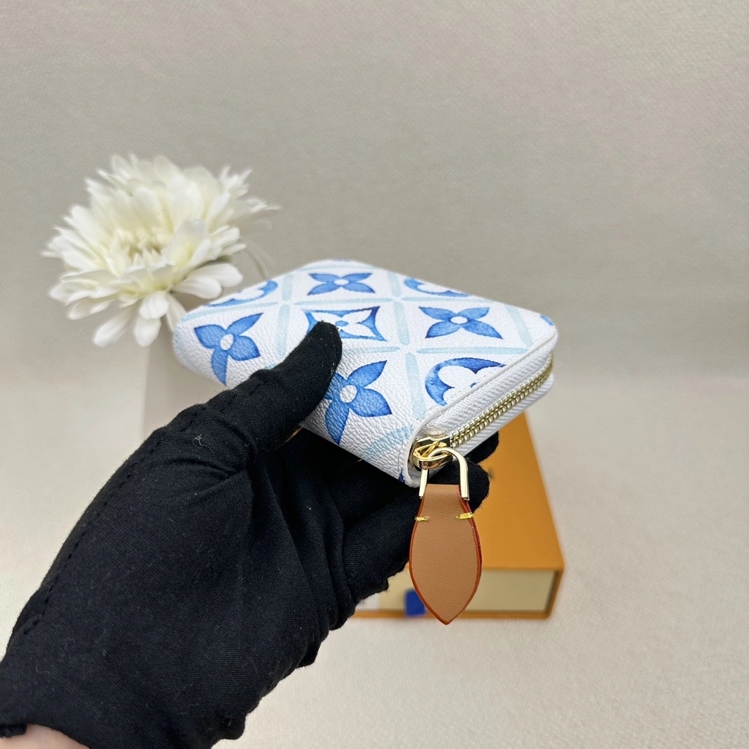 Versatile 5307 Louis Vuitton LV Wallets - Image 3