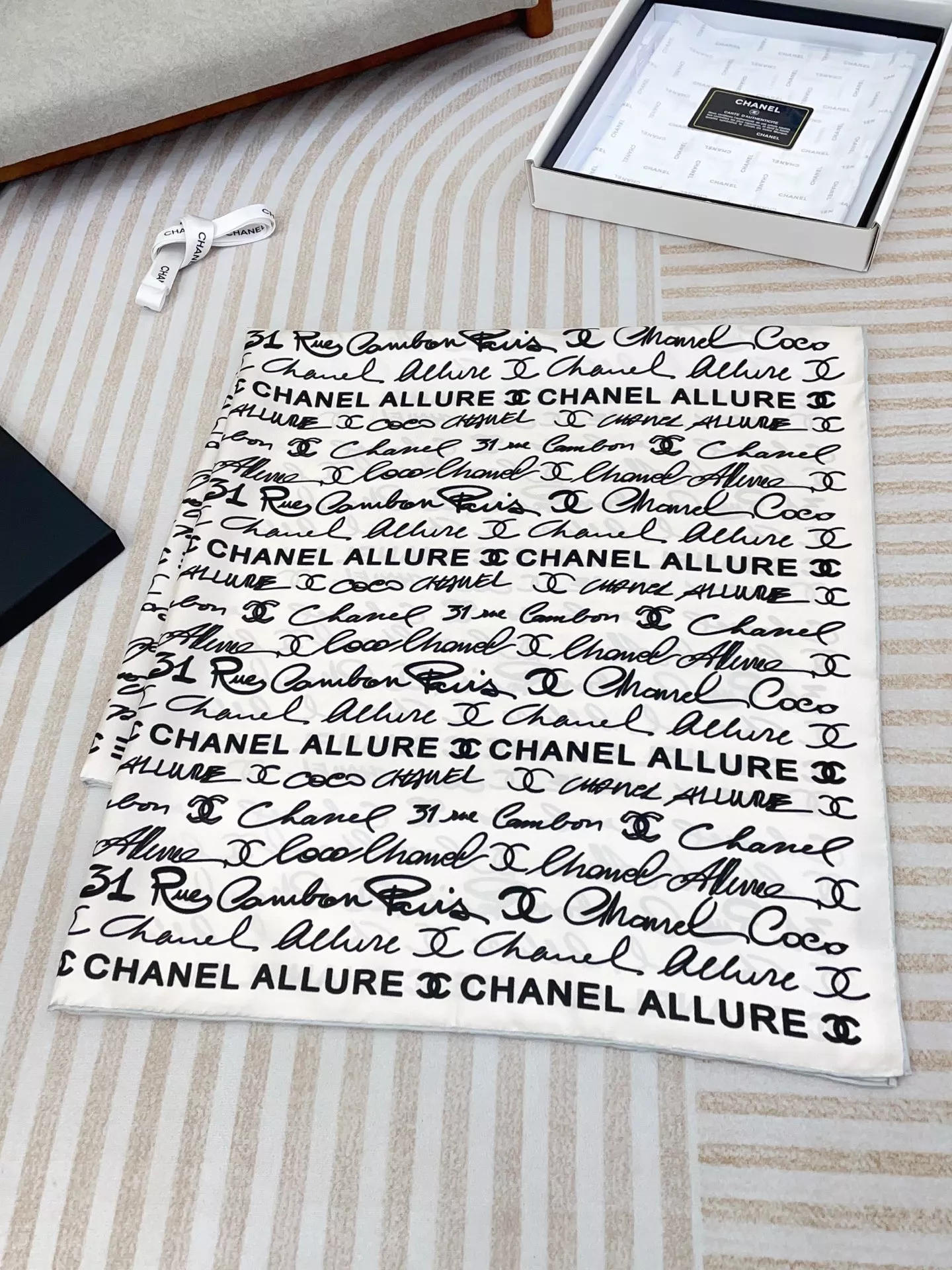 Versatile 5392 Chanel Silk Squares