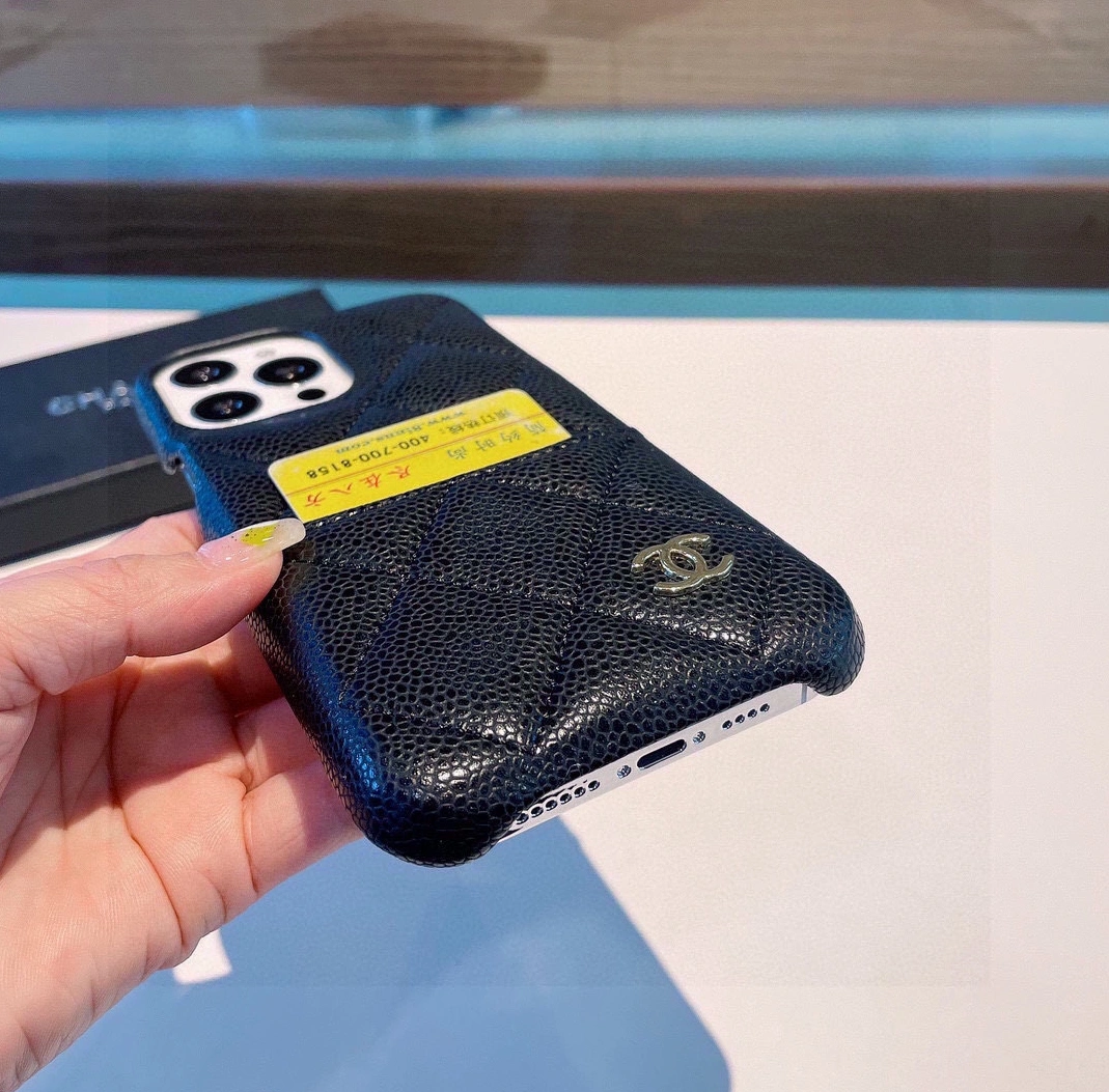 Versatile 9012 Chanel iPhone Case - Image 3