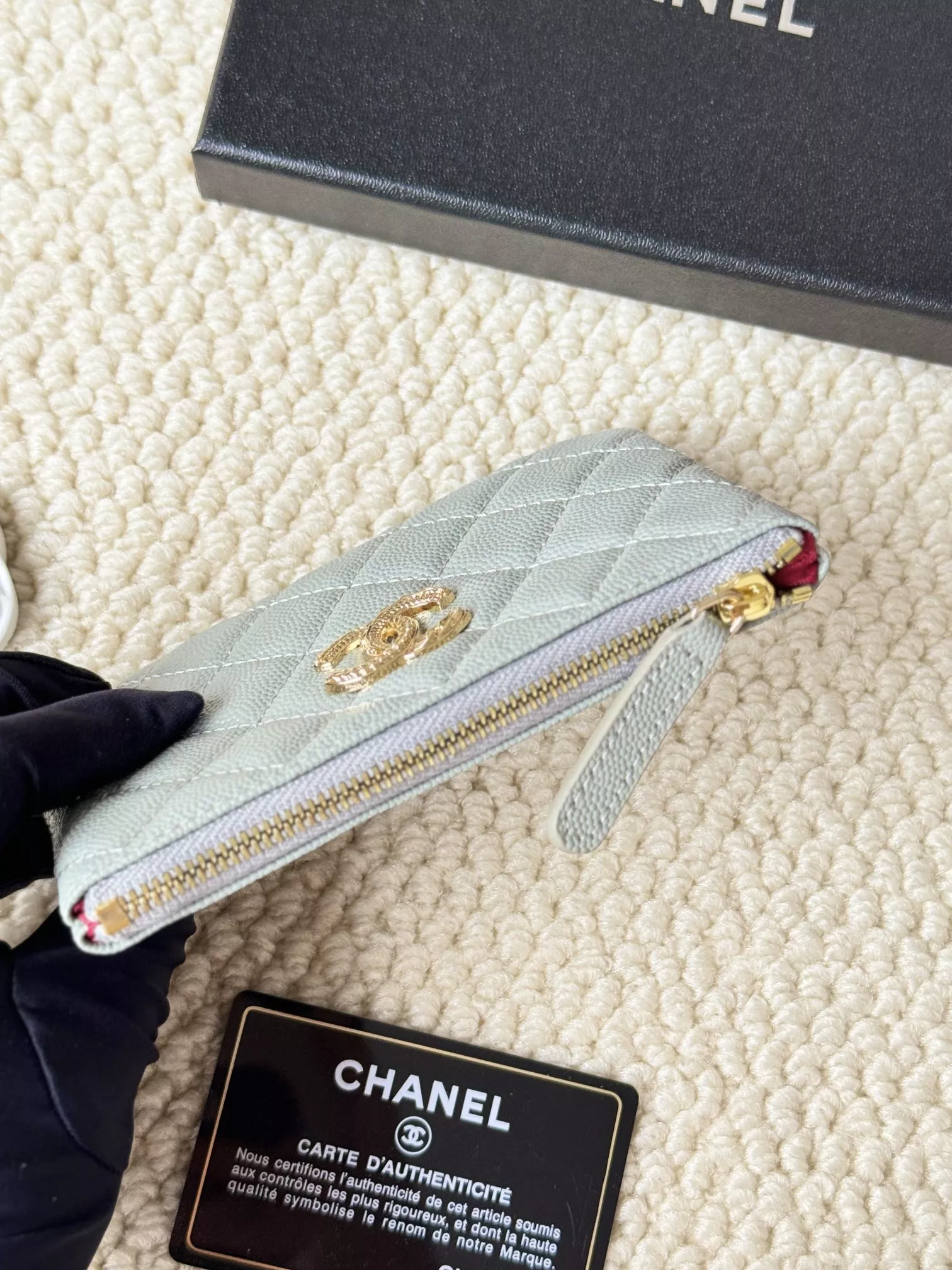 WellDesigned 5072 Chanel Card Case - Image 3
