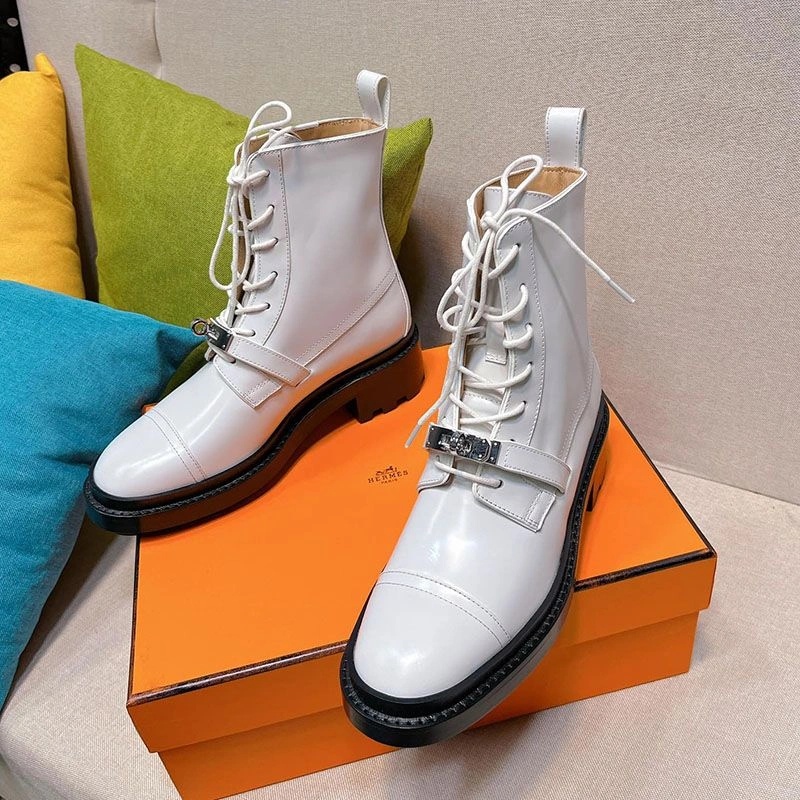 Hermes Funk Ankle Boots Women Shiny Calfskin with Kelly Buckle In White - Image 3