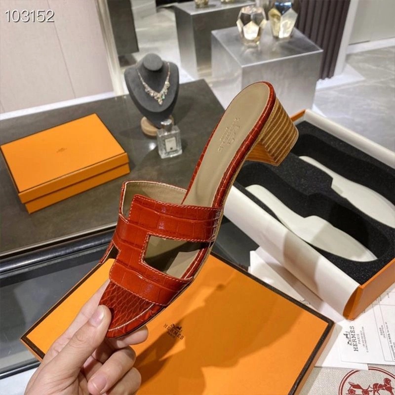 Hermes Oasis Slides Women Alligator Leather In Red - Image 5