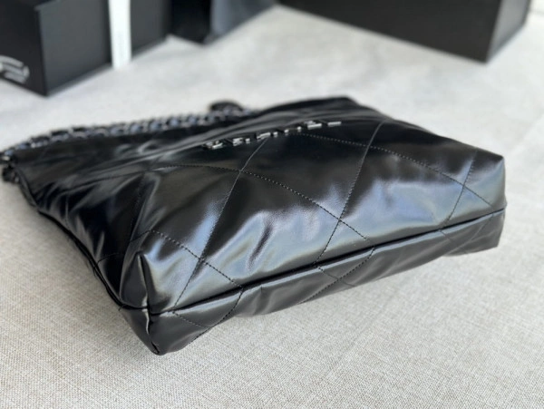 Affordable CHANEL 22 SMALL HANDBAG 1619 - Image 6