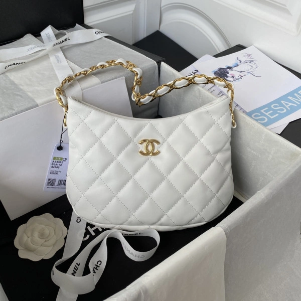 SportInspired CHANEL HOBO HANDBAG 1578 - Image 3