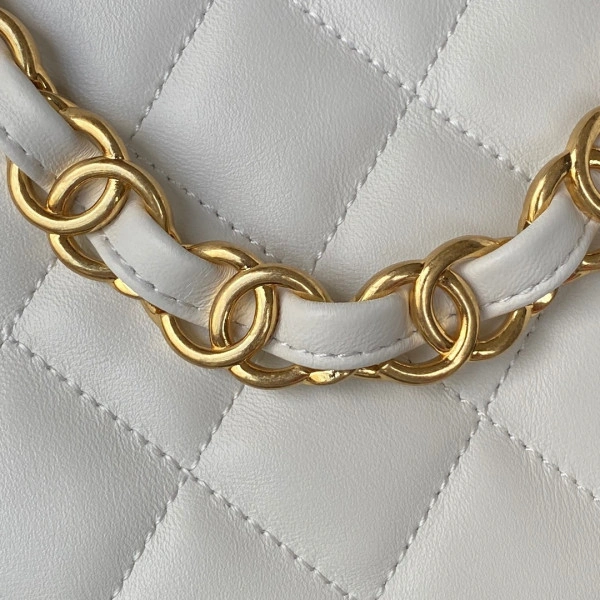 SportInspired CHANEL HOBO HANDBAG 1578 - Image 7