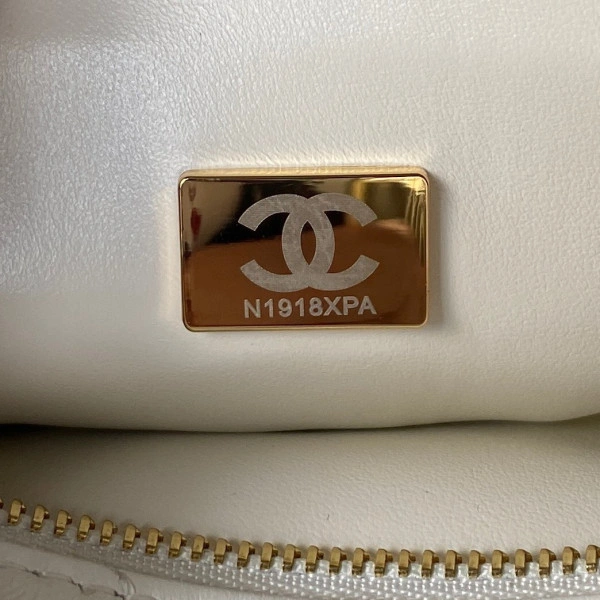 EasyMatch CHANEL BAG WITH TOP HANDLE 962 - Image 9