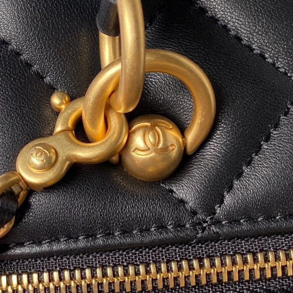 CHANEL BAG WITH TOP HANDLE ModernLook 958 - Image 5