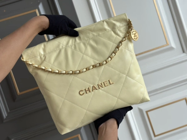 CHANEL 22 SMALL HANDBAG Trendy 1548 - Image 3