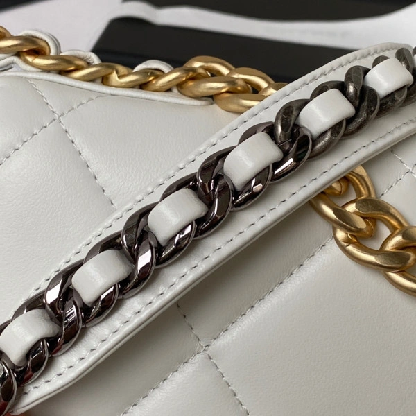 BestValue CHANEL 19 WALLET ON CHAIN 37 - Image 5