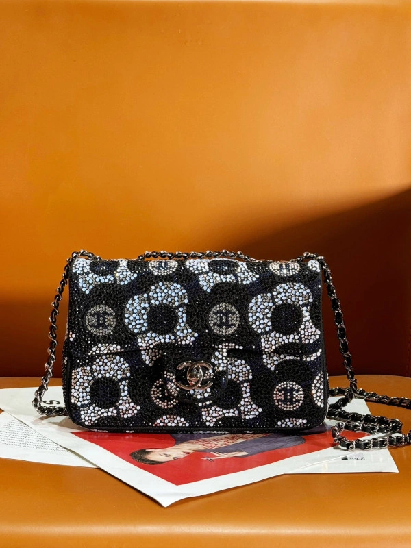 HighQuality CHANEL FLAP BAG 20CM 322 - Image 3