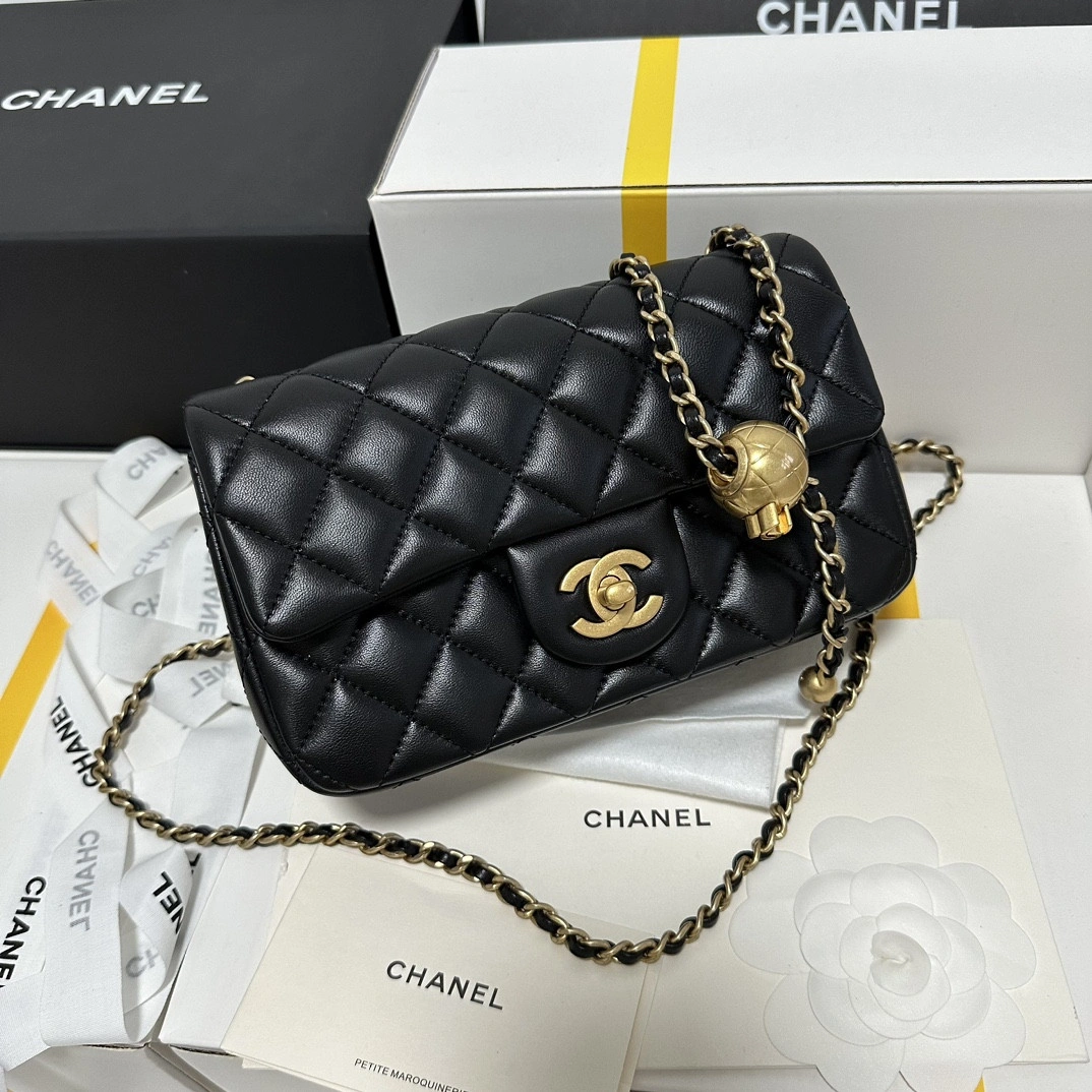 GoAnywhere CHANEL FLAP BAG -13X20X7CM 1415