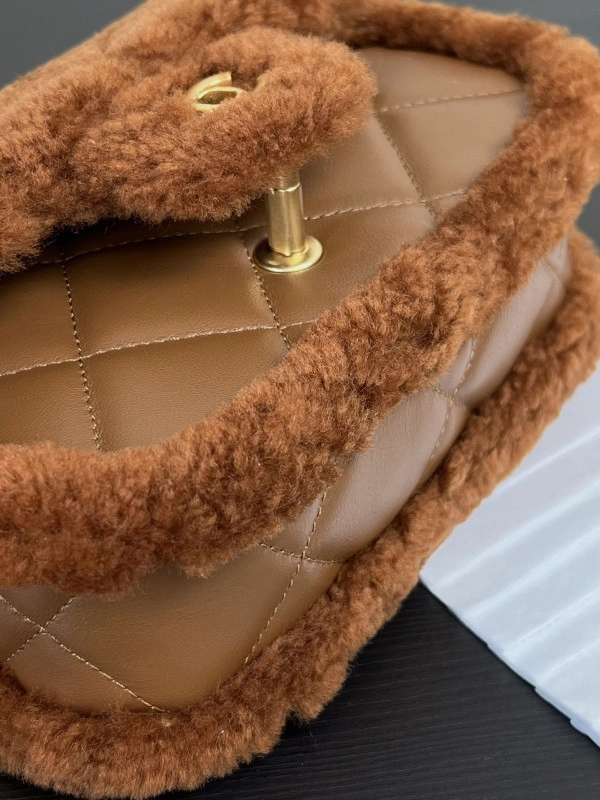 CHANEL FLAP BAG 23CM HighQuality 301 - Image 5